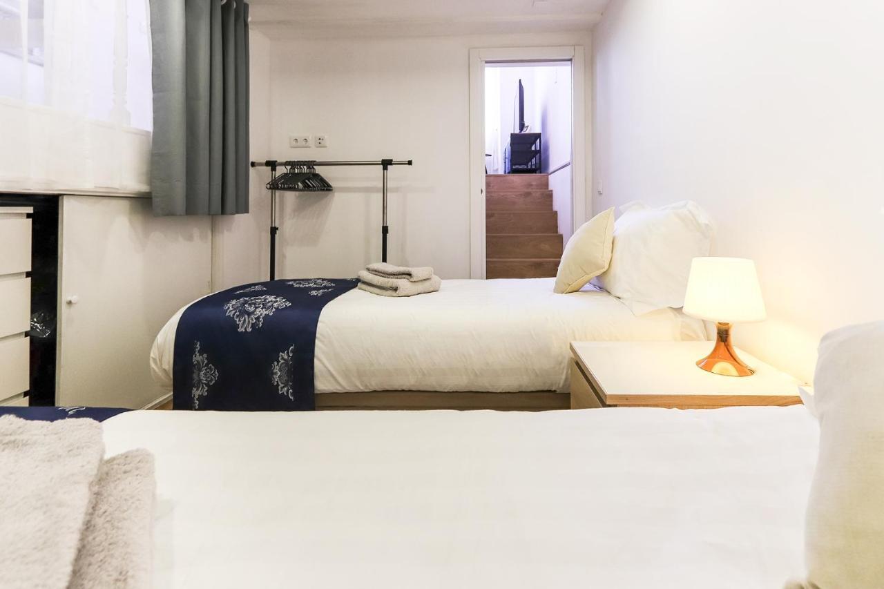Wal Apartments- 3 Bedrooms With Parking Space Lisboa Exteriör bild